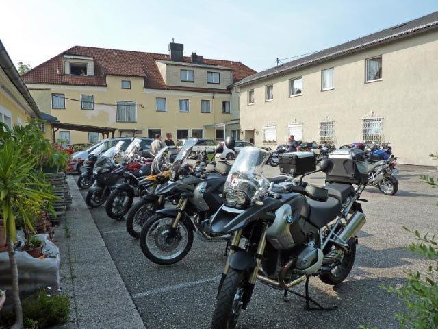 Innviertlerhof Linz Luaran gambar